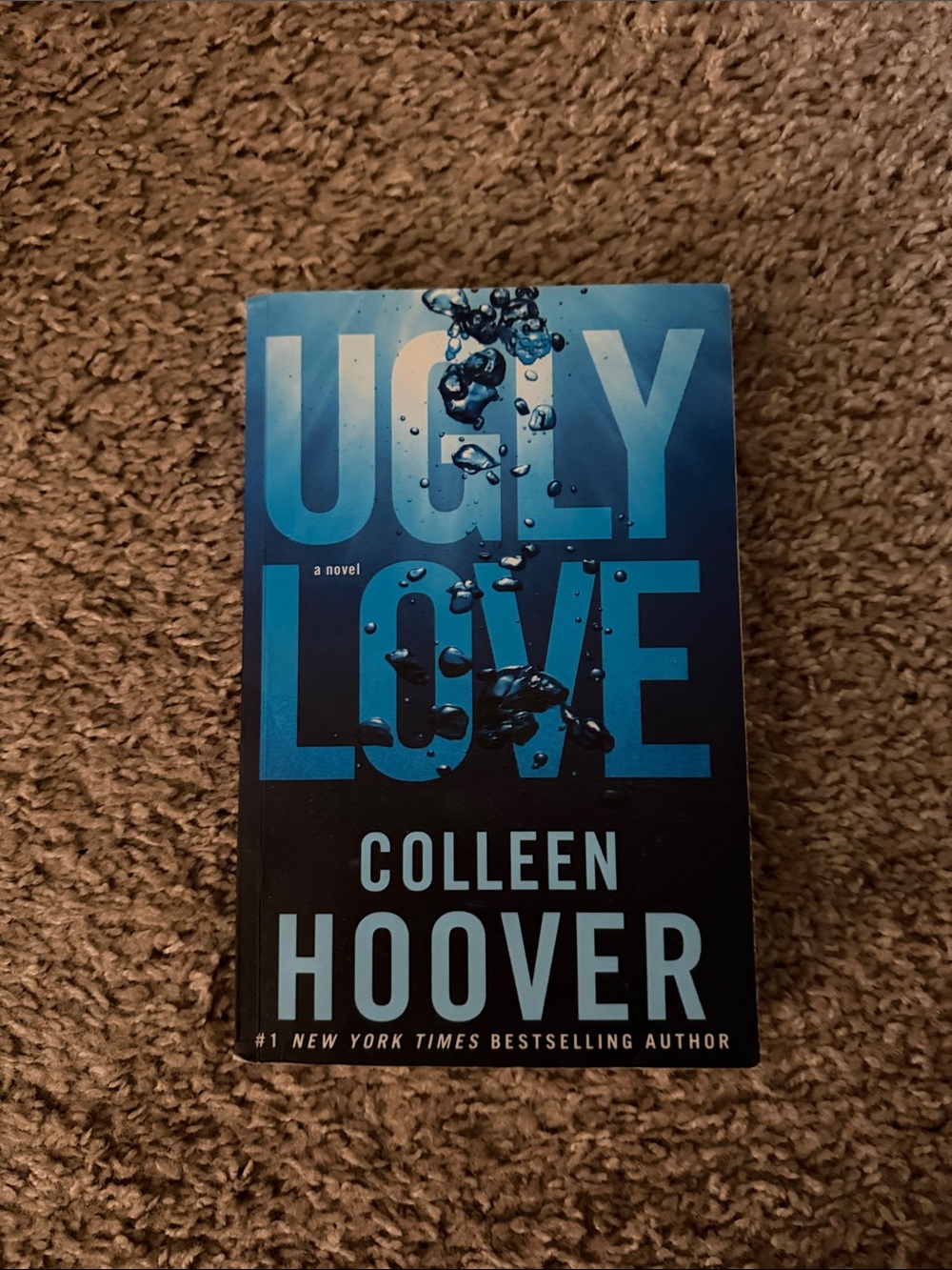 Ugly Love by Colleen Hoover - Paperback
